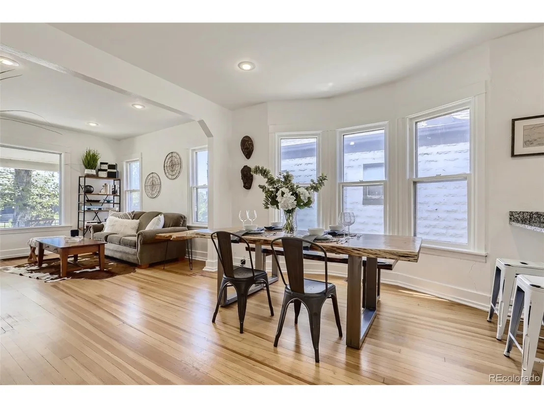 Photo of 3883 Lowell Blvd