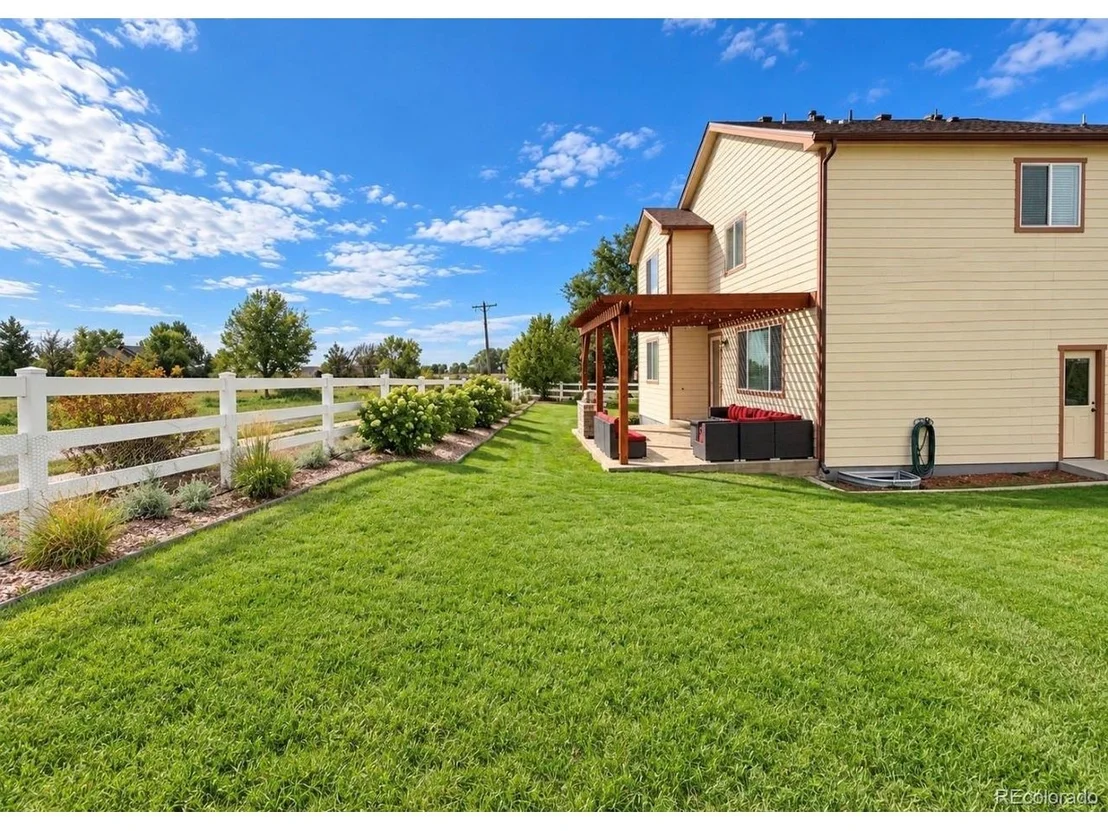 Photo of 360 Linden Oaks Dr