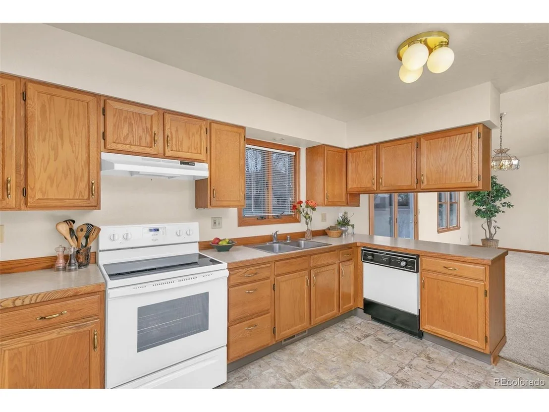 Photo of 162 48th Ave