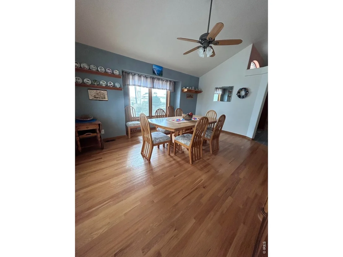 Photo of 717 3rd Ave