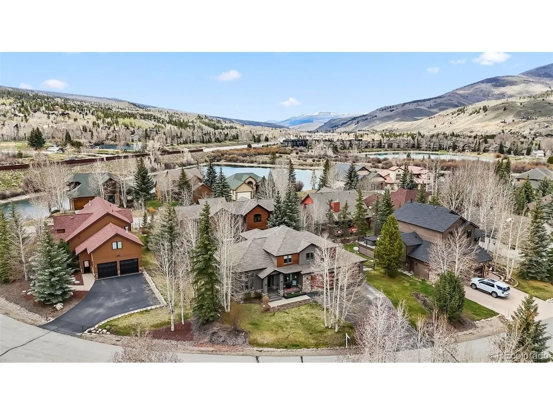 Photo of 1532 Legend Lake Cir