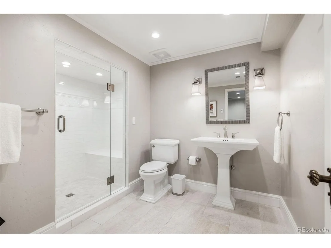 Photo of 310 Jersey St