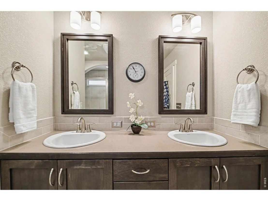Photo of 7102 Silver Ct