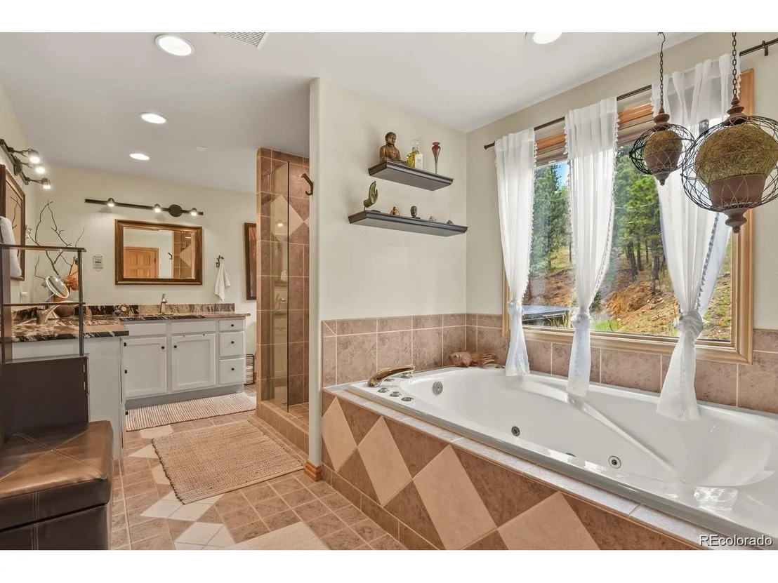 Photo of 417 Witter Gulch Rd