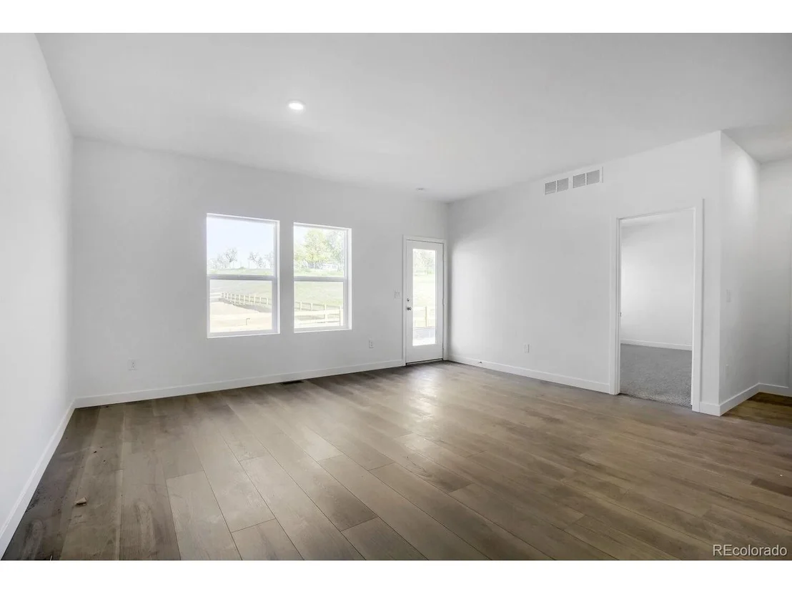 Photo of 1662 Drumming Dr