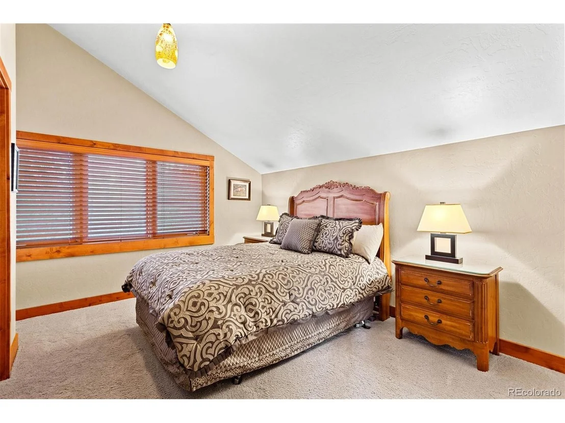 Photo of 657 Stagecoach Dr