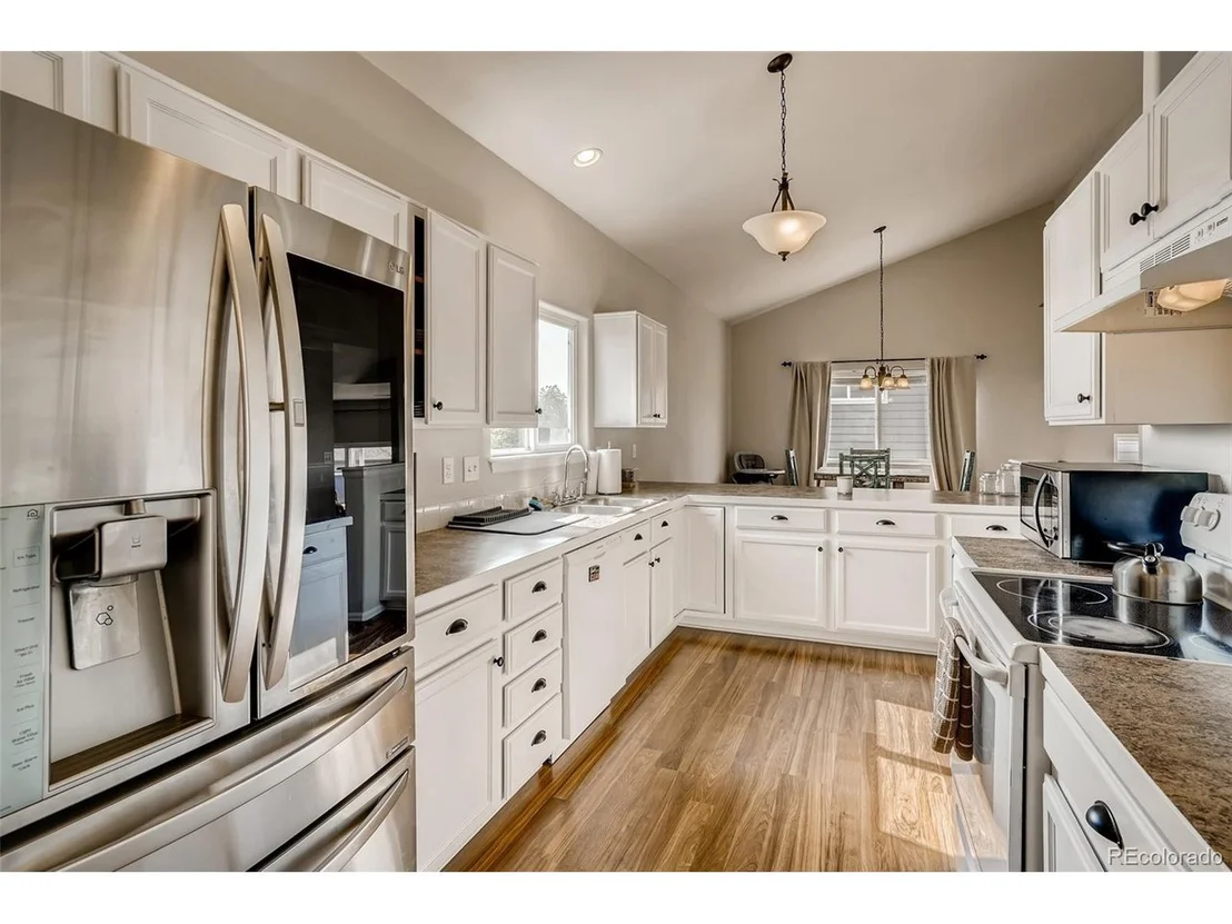 Photo of 2212 Jade Ave