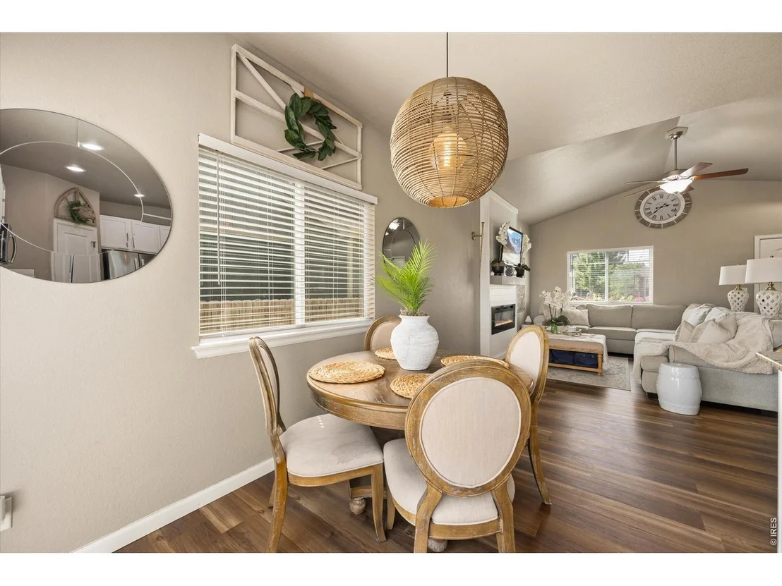 Photo of 1933 Sunset Cir