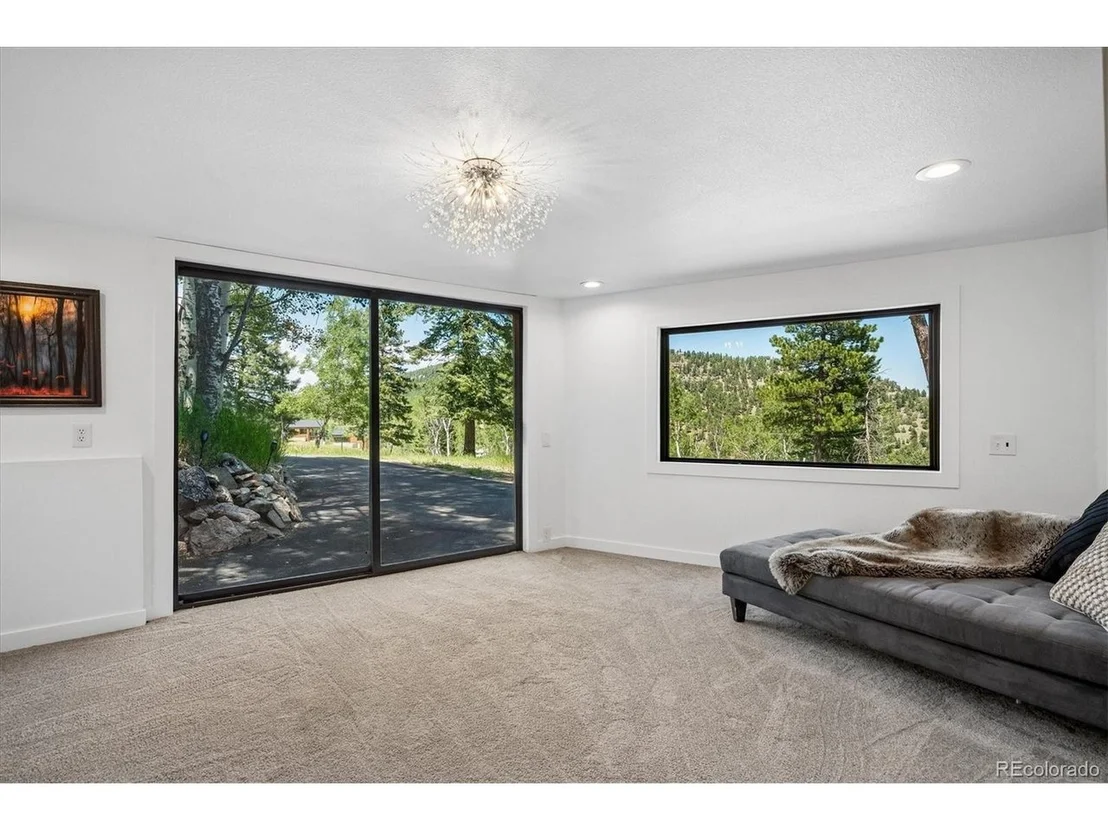 Photo of 6528 Modoc Ln