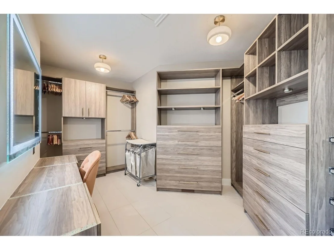 Photo of 4859 Dakota Blvd