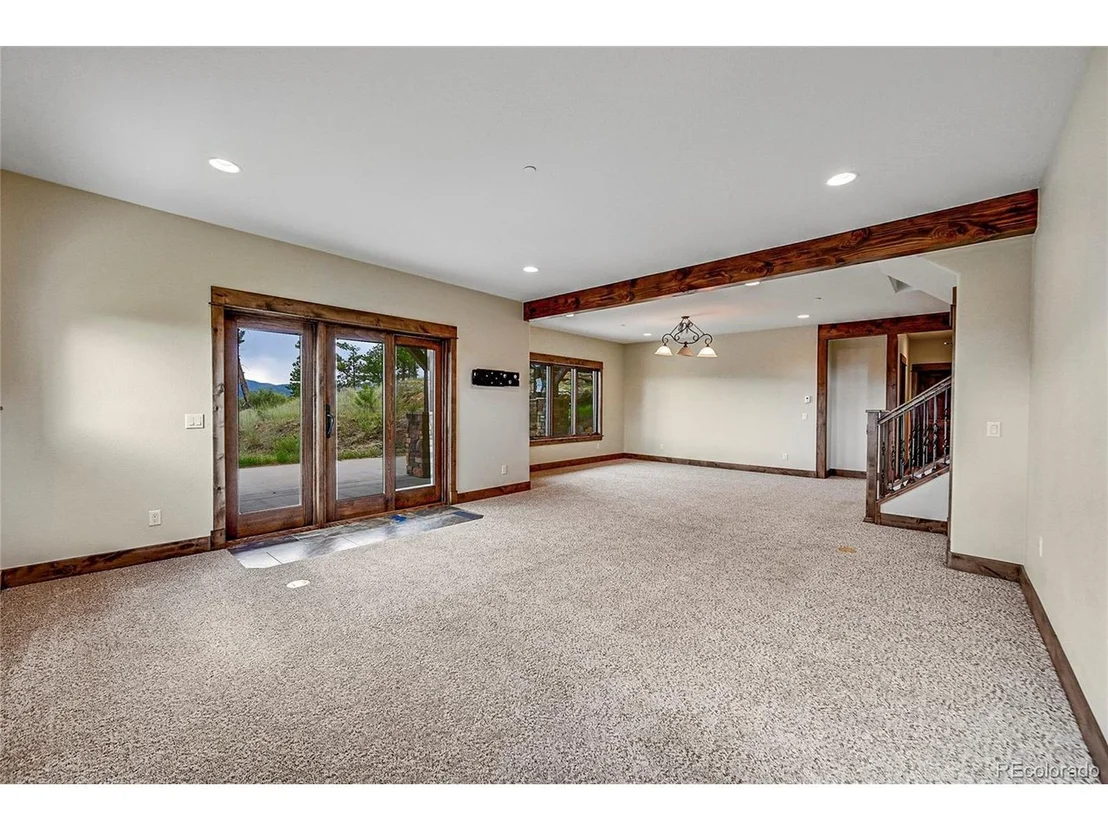 Photo of 33530 Mount Wilson Trl