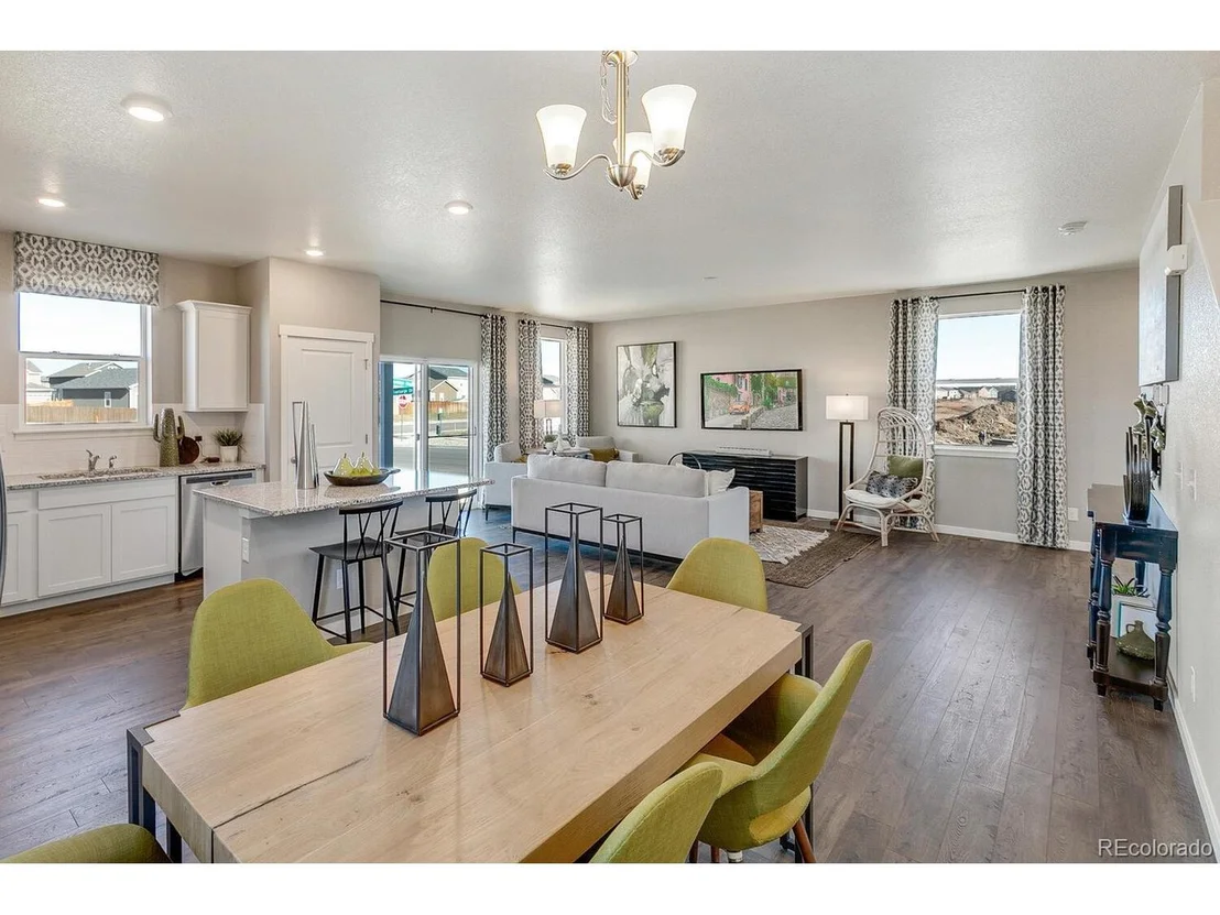 Photo of 709 Lake Emerson Rd