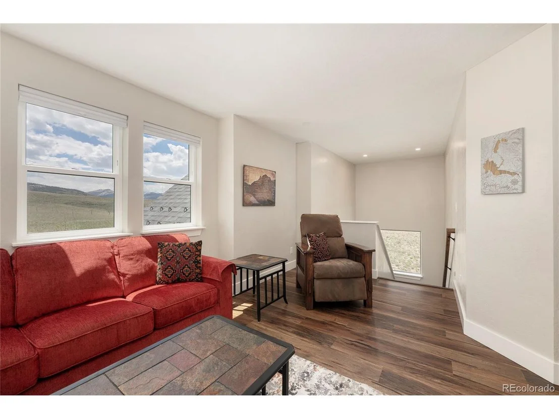 Photo of 719 Saddle Ridge Cir