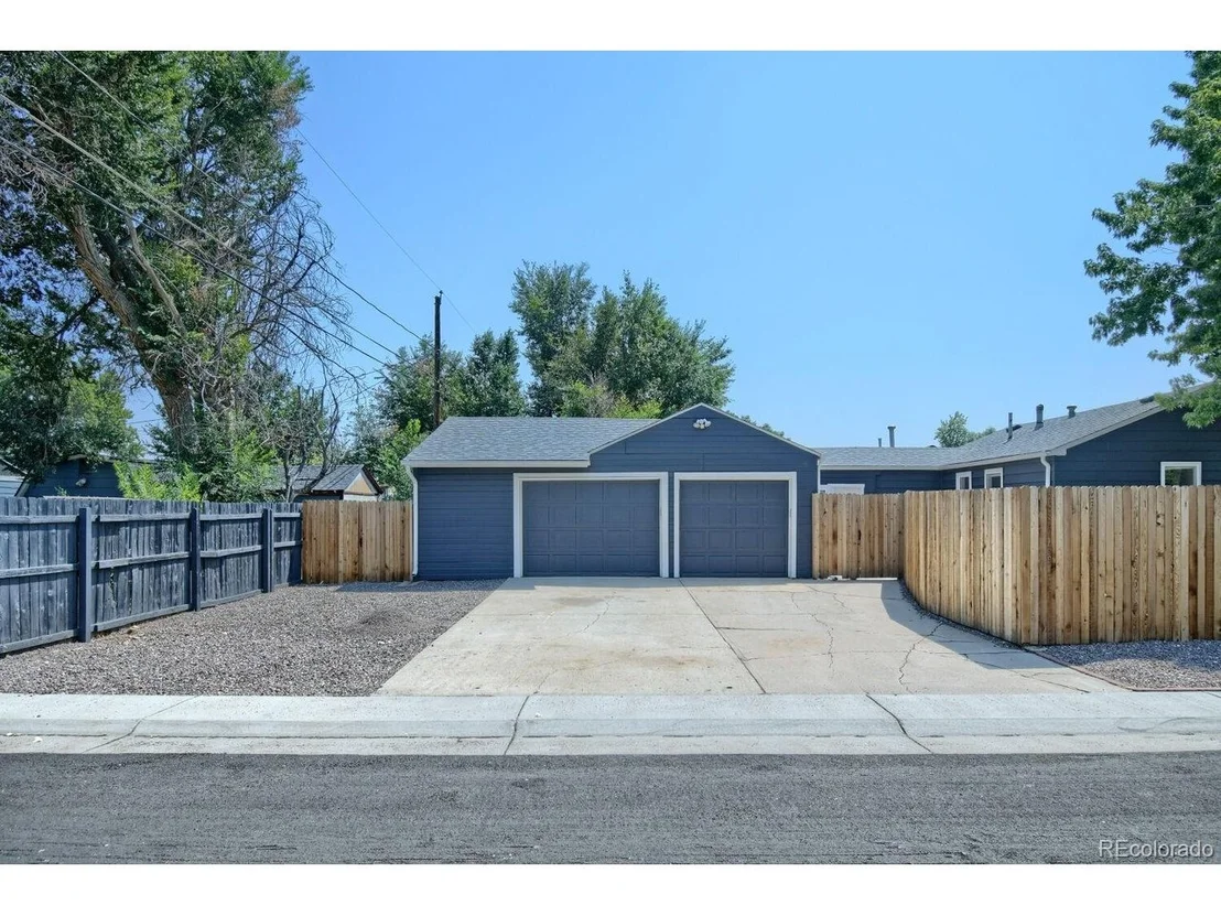 Photo of 6865 W 55th Pl