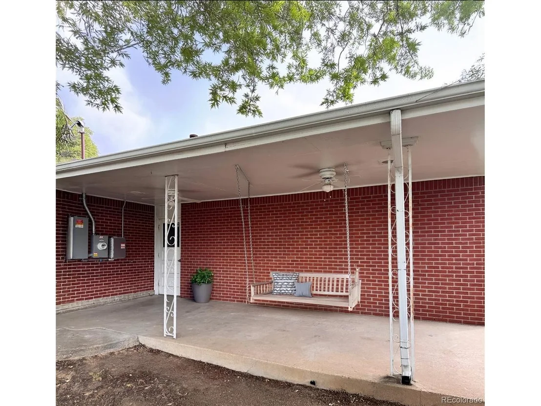 Photo of 5947 W 65th Ave