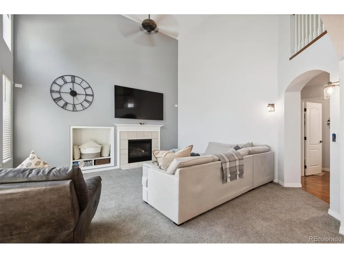 Photo of 6740 Sage Ave