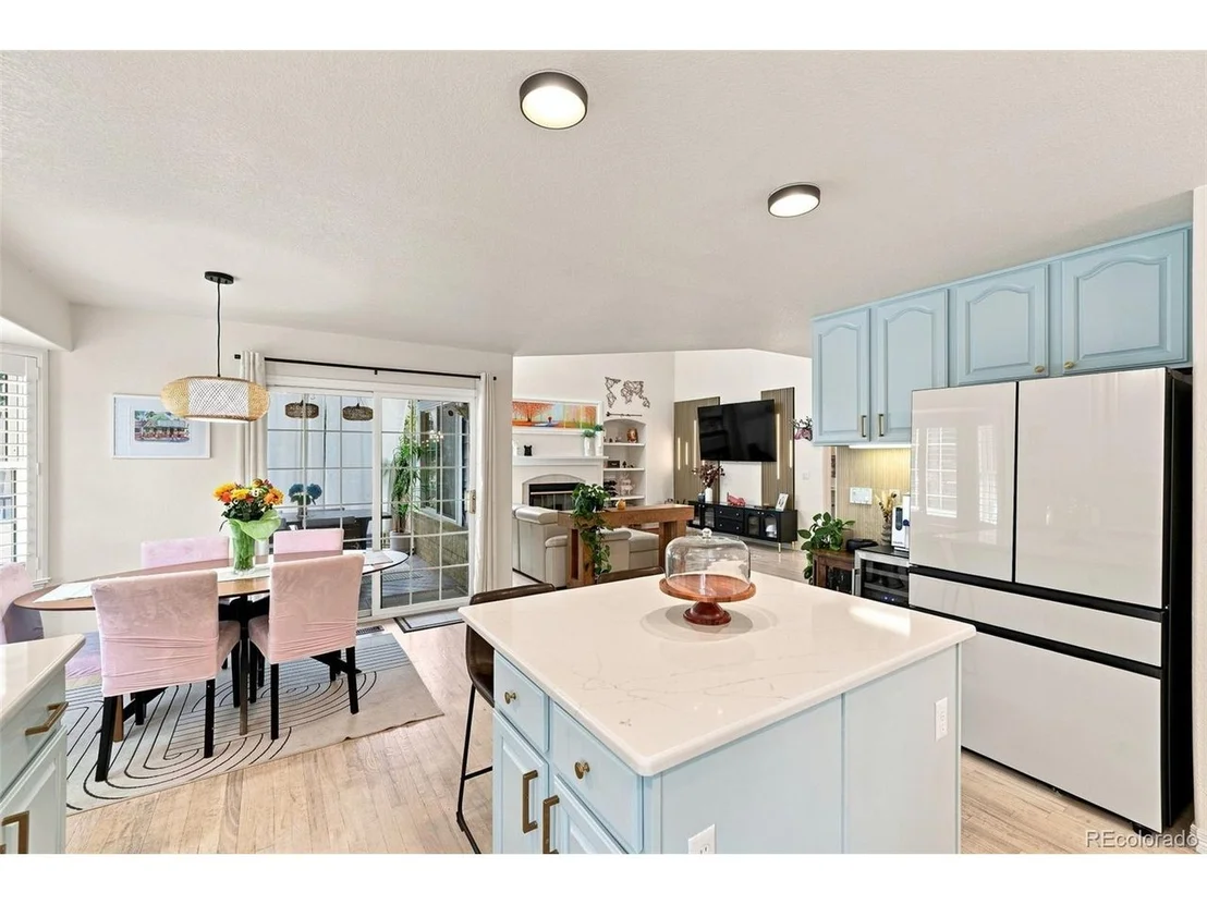 Photo of 10670 Singleleaf Ct