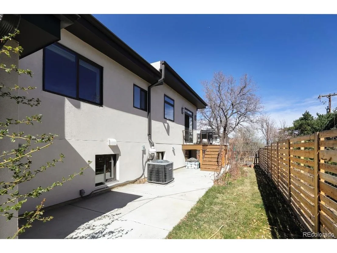 Photo of 1380 Knox Dr