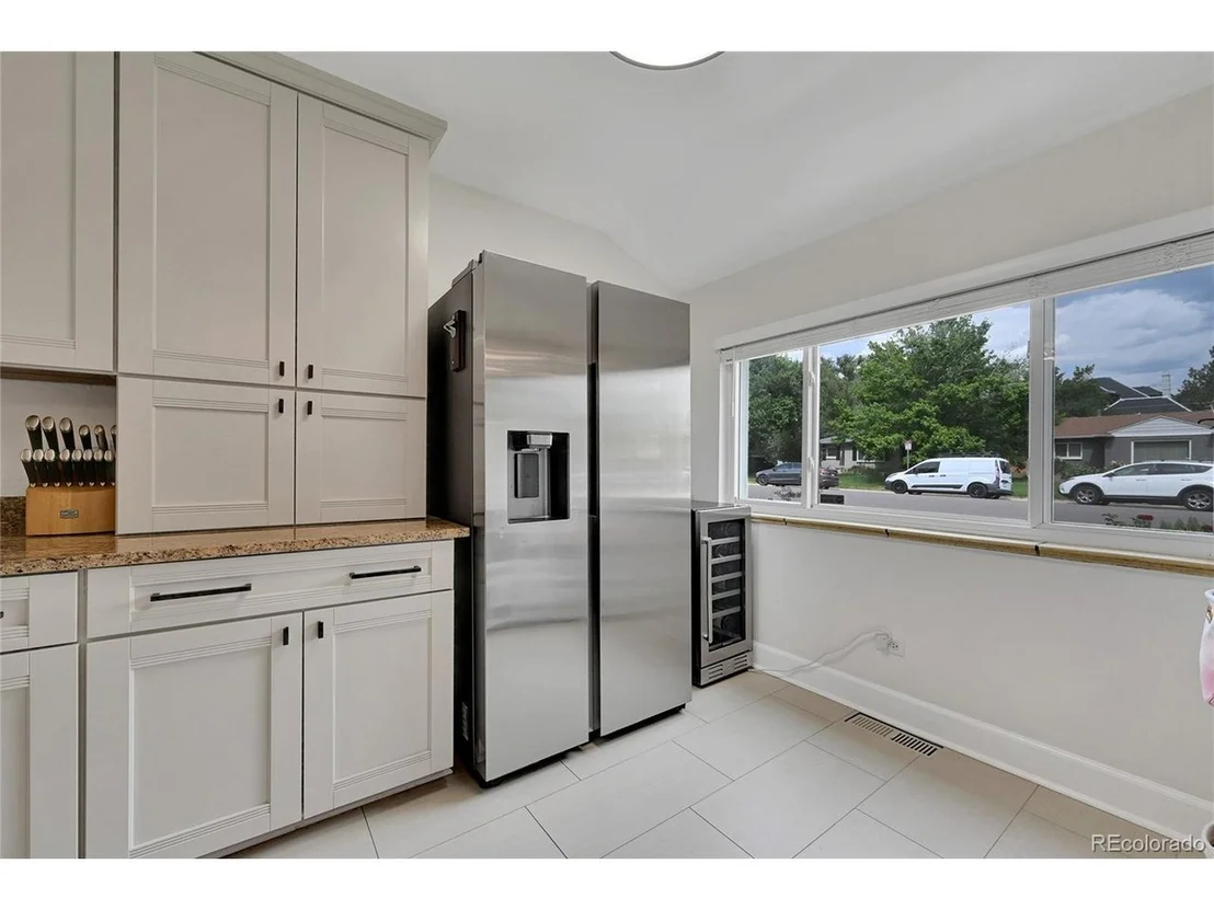 Photo of 845 Jasmine St
