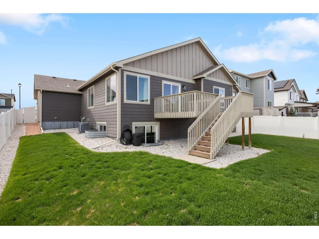 Photo of 5225 Carmon Dr