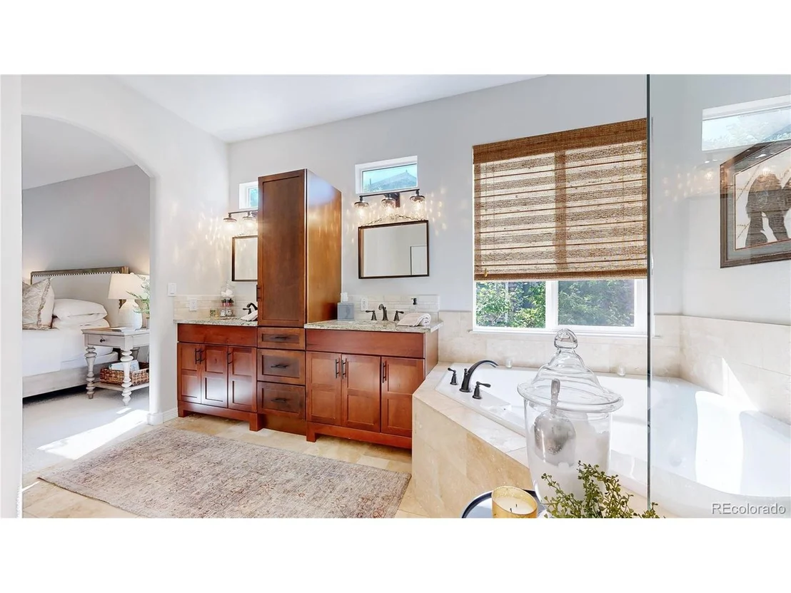 Photo of 1562 Peninsula Cir