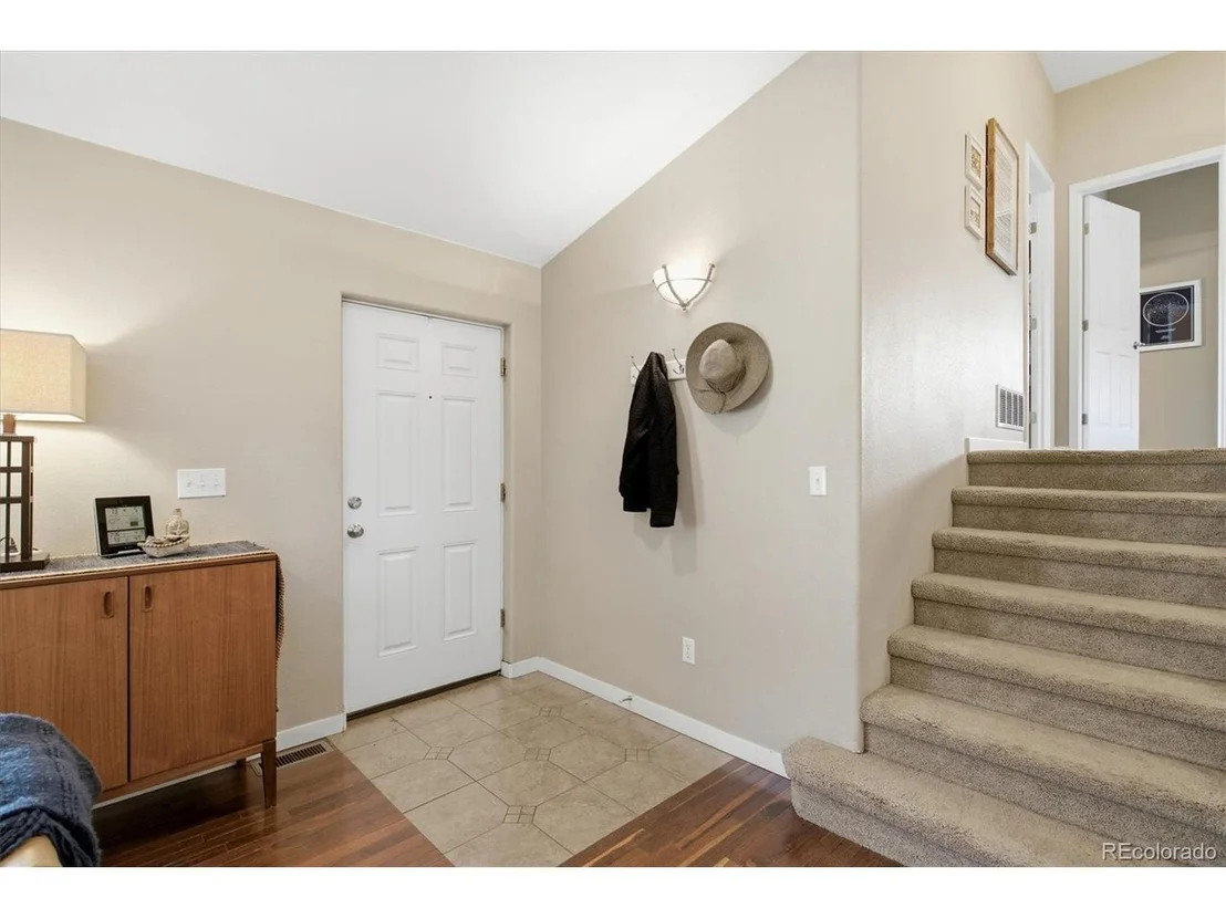 Photo of 7861 Robin Ln