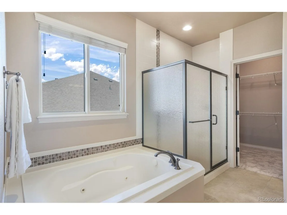 Photo of 215 Kettle Valley Way