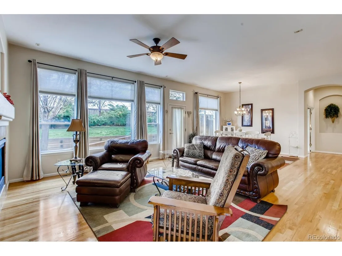Photo of 5974 Stagecoach Ave