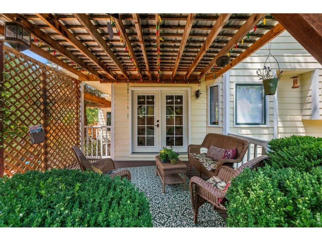 Photo of 1620 Oak Ave