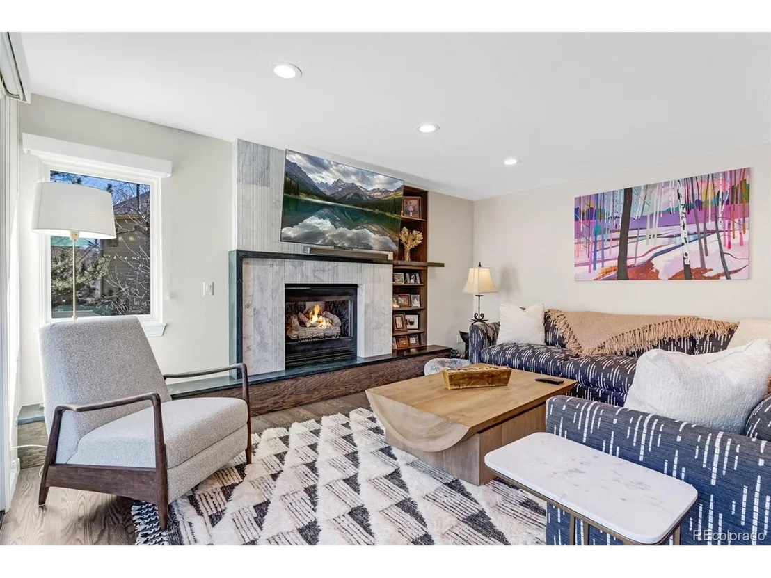 Photo of 935 Meadow Run