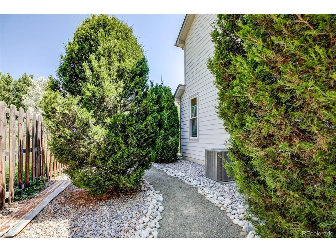 Photo of 16139 W 70th Pl