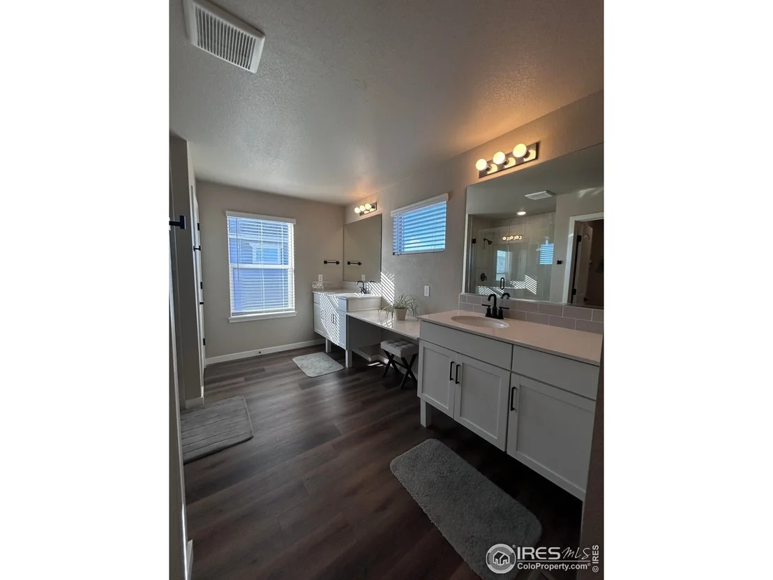 Photo of 1202 Coyote Ln