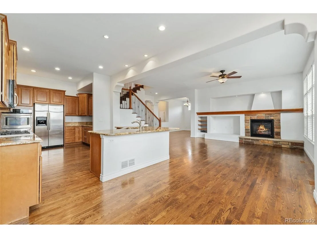 Photo of 15518 W 75th Pl