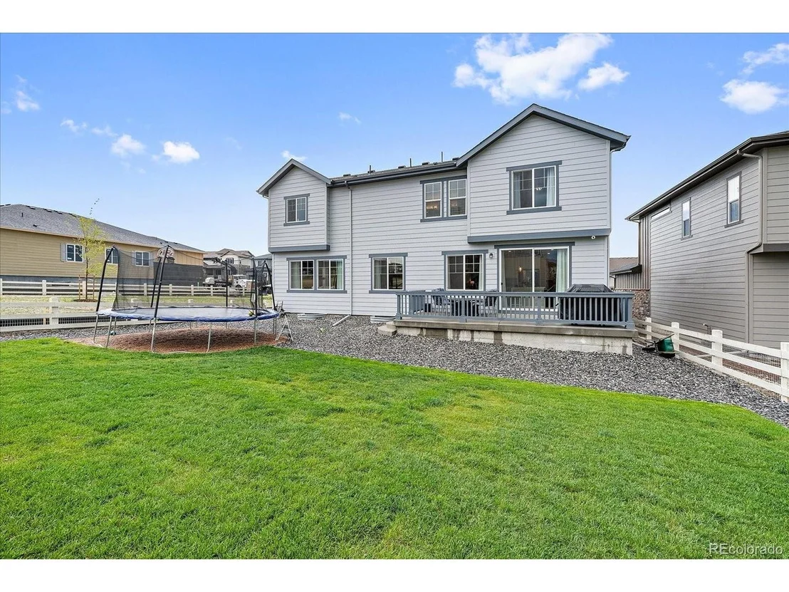 Photo of 7112 S Waterloo Way