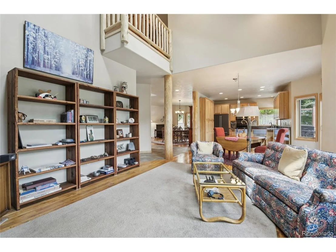 Photo of 1545 Legend Lake Cir