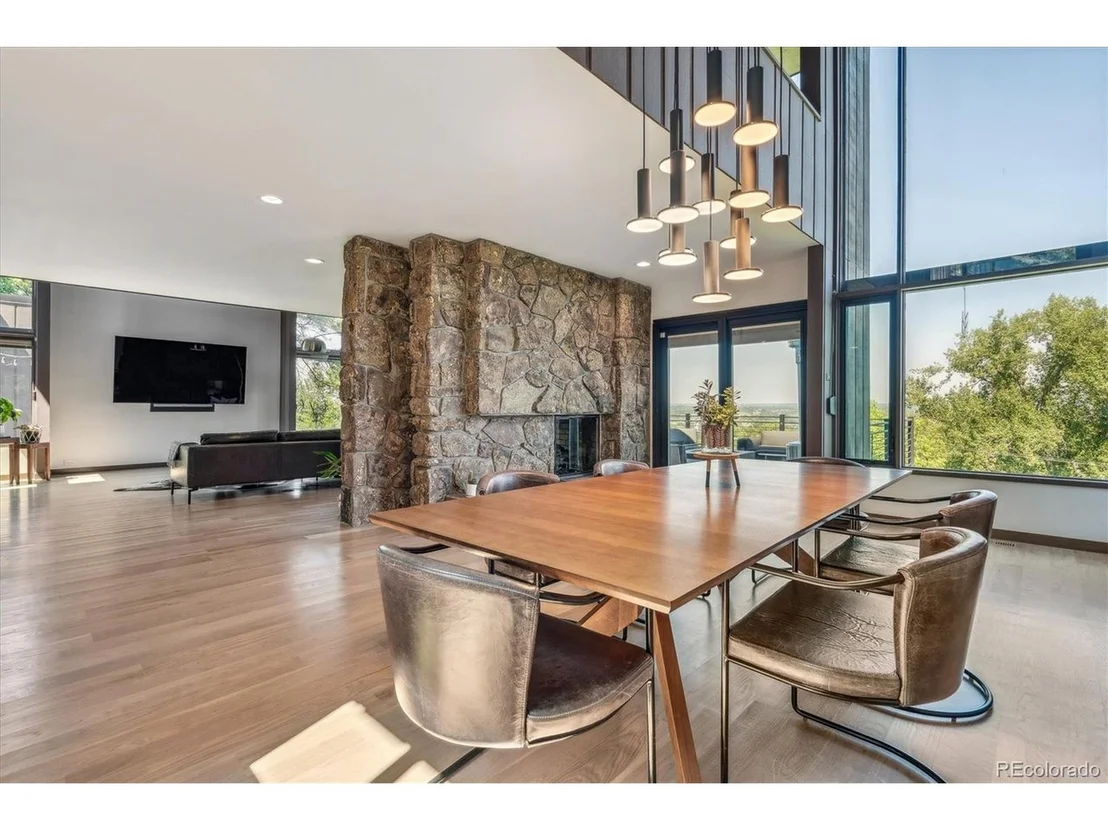 Photo of 14495 Foothill Rd