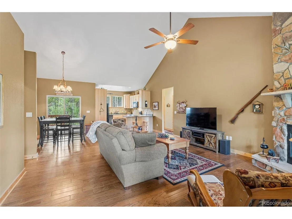 Photo of 1224 Circle 73