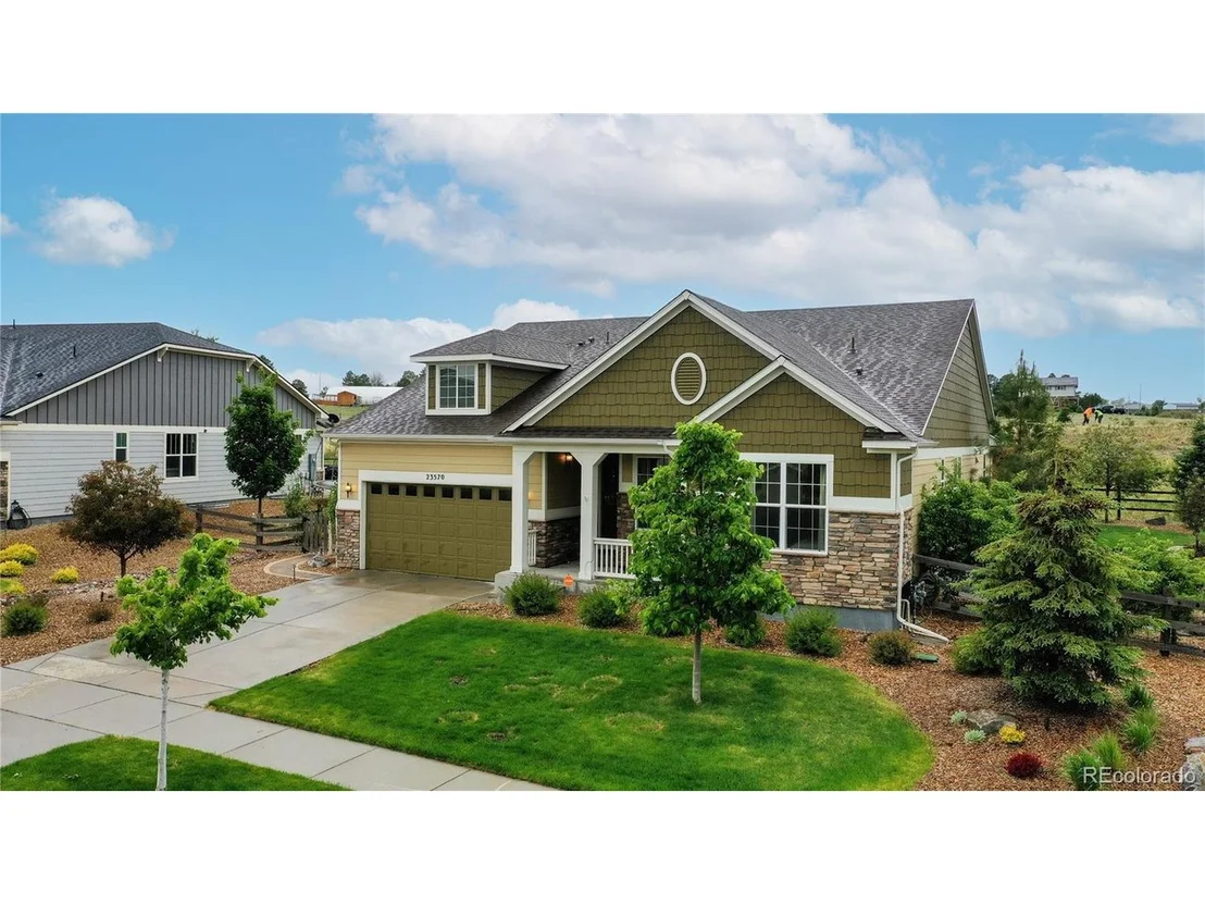 Photo of 23570 E Swallow Cir