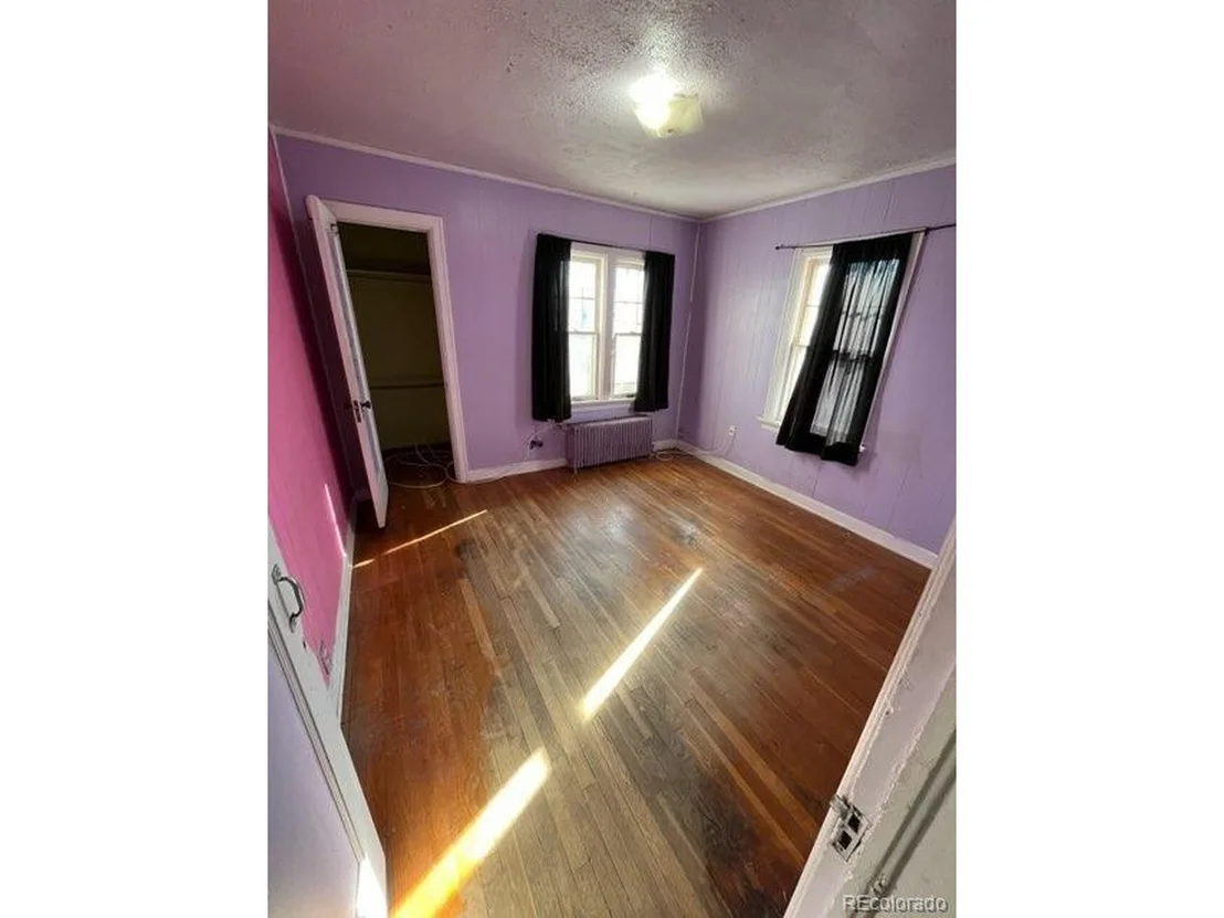 Photo of 3711 Jay St