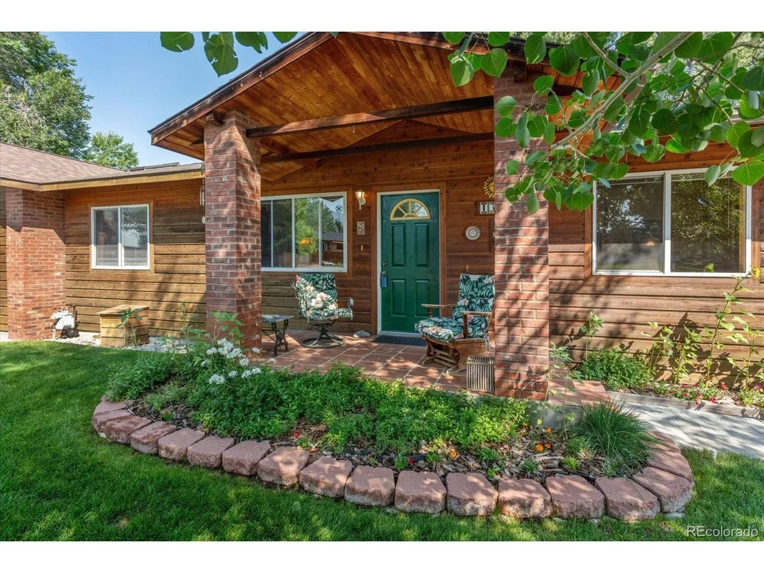 Photo of 1326 Angelview Cir