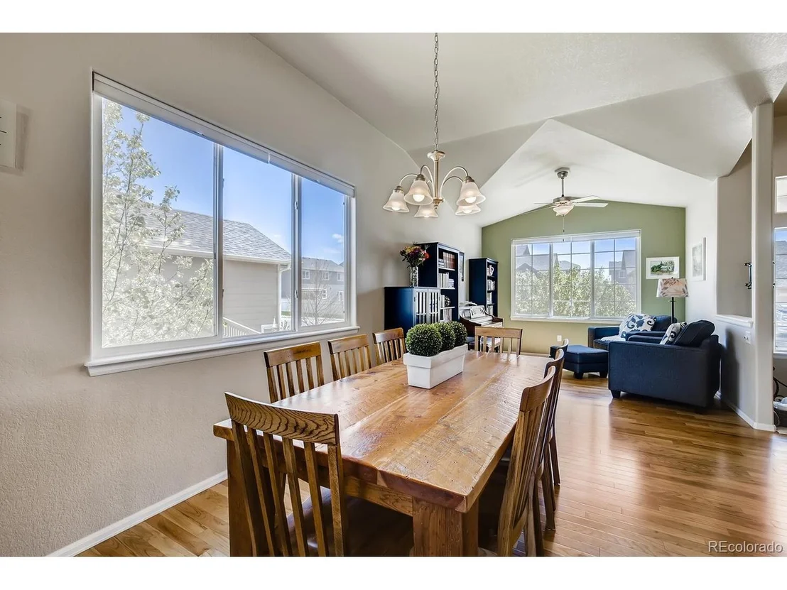 Photo of 5675 Vine Ave