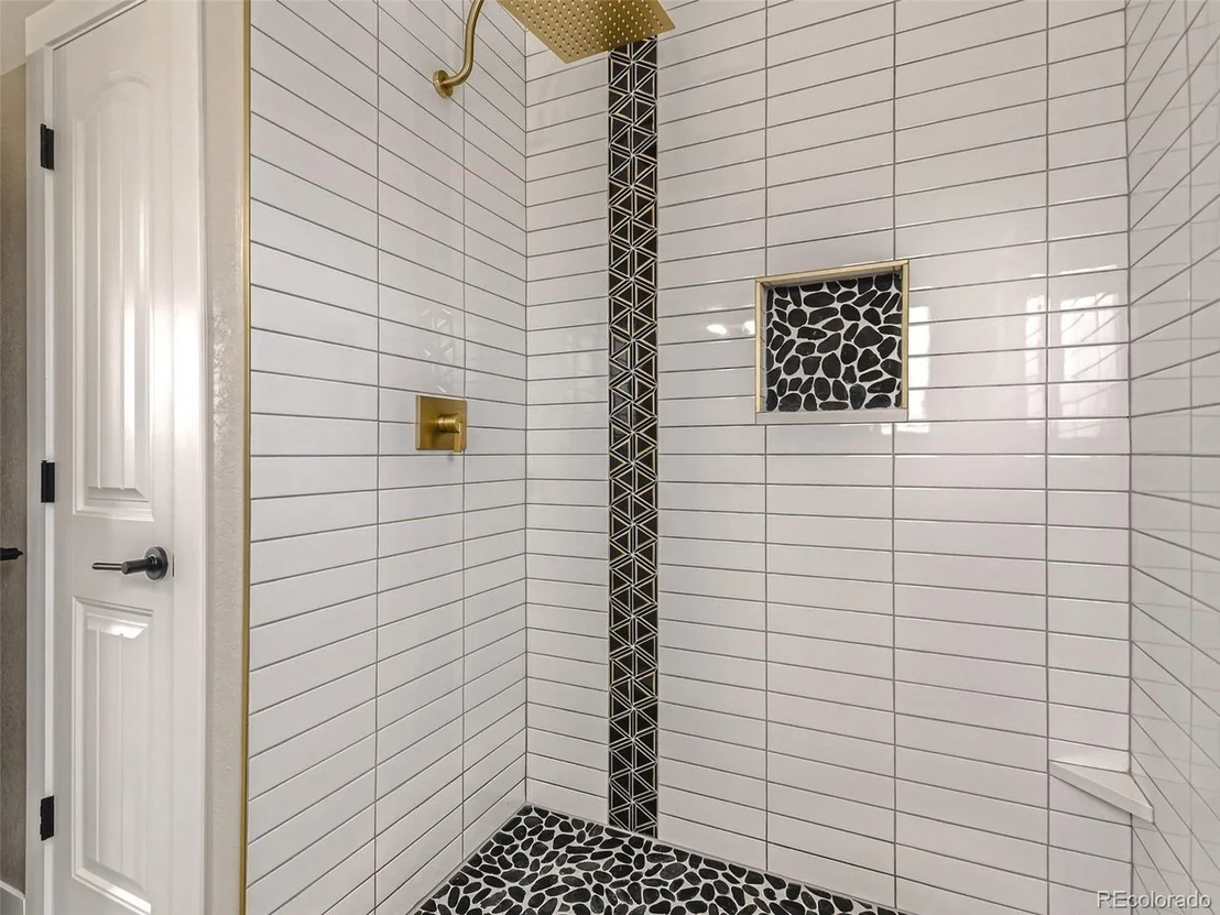 Photo of 535 Dukes Way