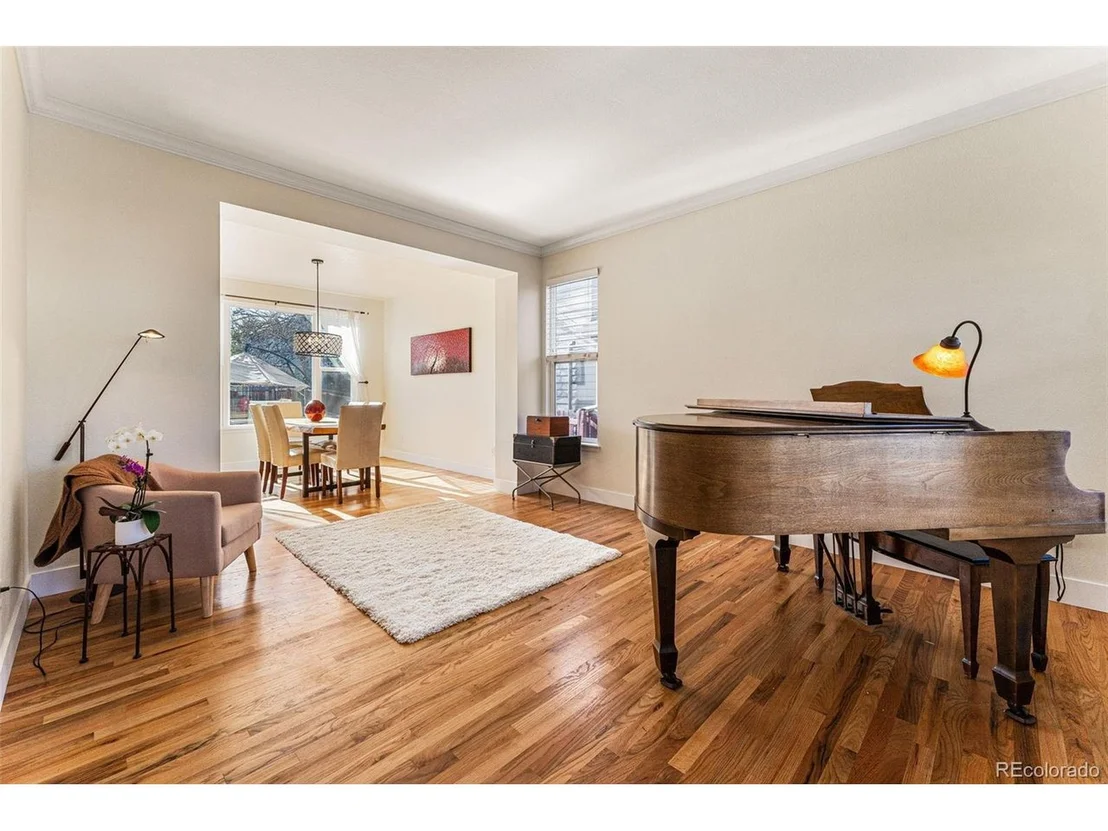Photo of 321 Driftwood Cir