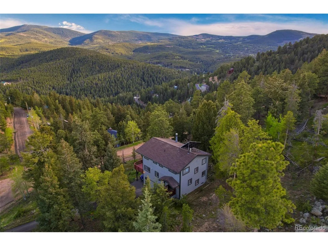 Photo of 32552 Lodgepole Dr