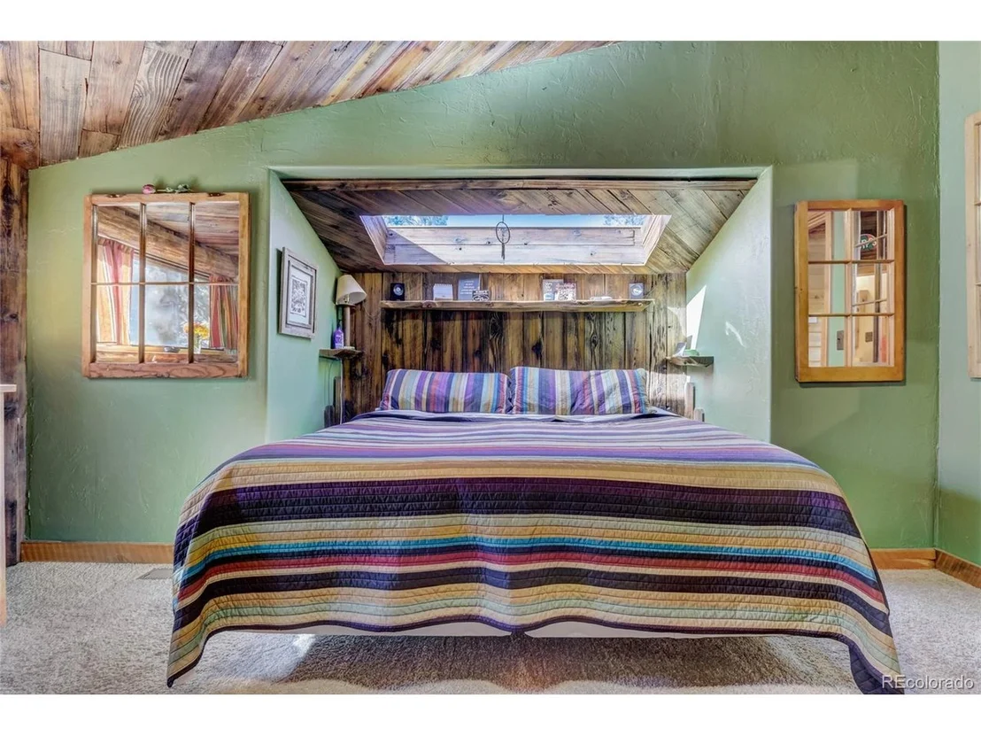 Photo of 199 Valley View Ln