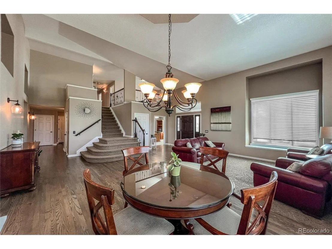 Photo of 6271 McIntyre Way