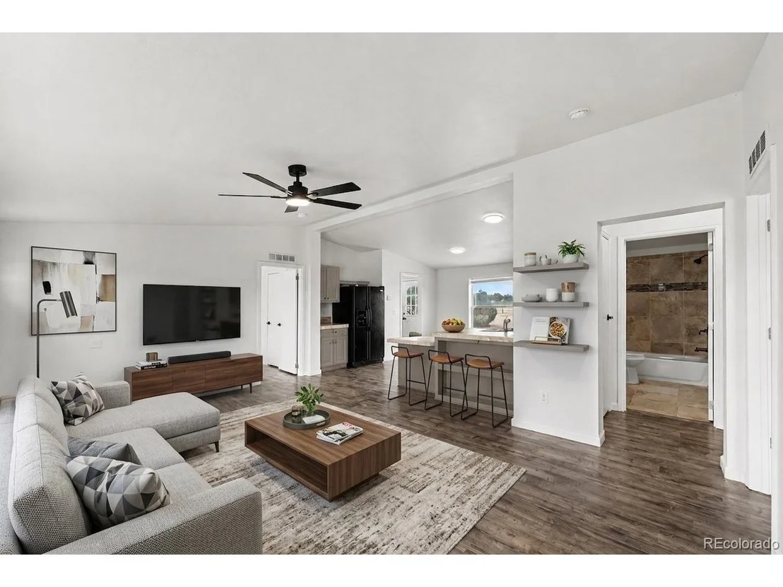 Photo of 70 Jennifer Cir