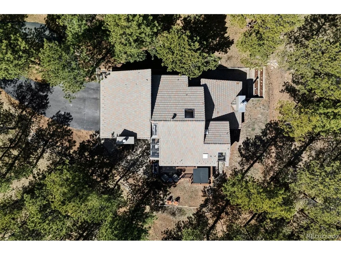 Photo of 2386 Daisy Ln
