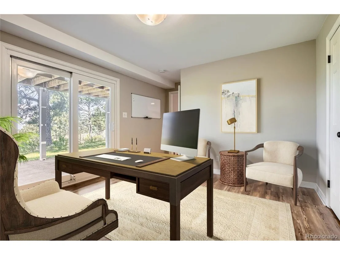 Photo of 6685 Chalet Cir