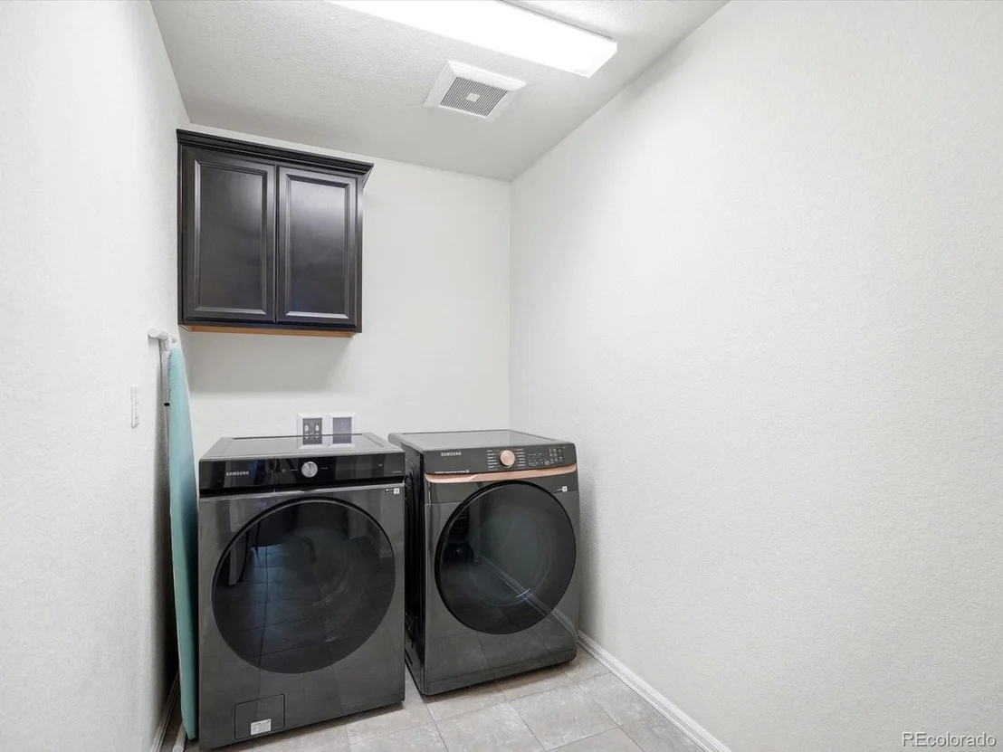 Photo of 15006 Vienna Cir